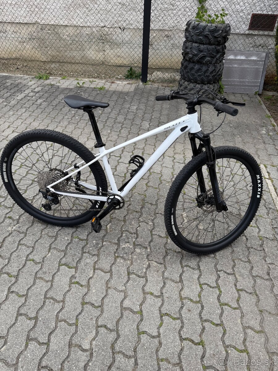 Scott Contessa scale 930