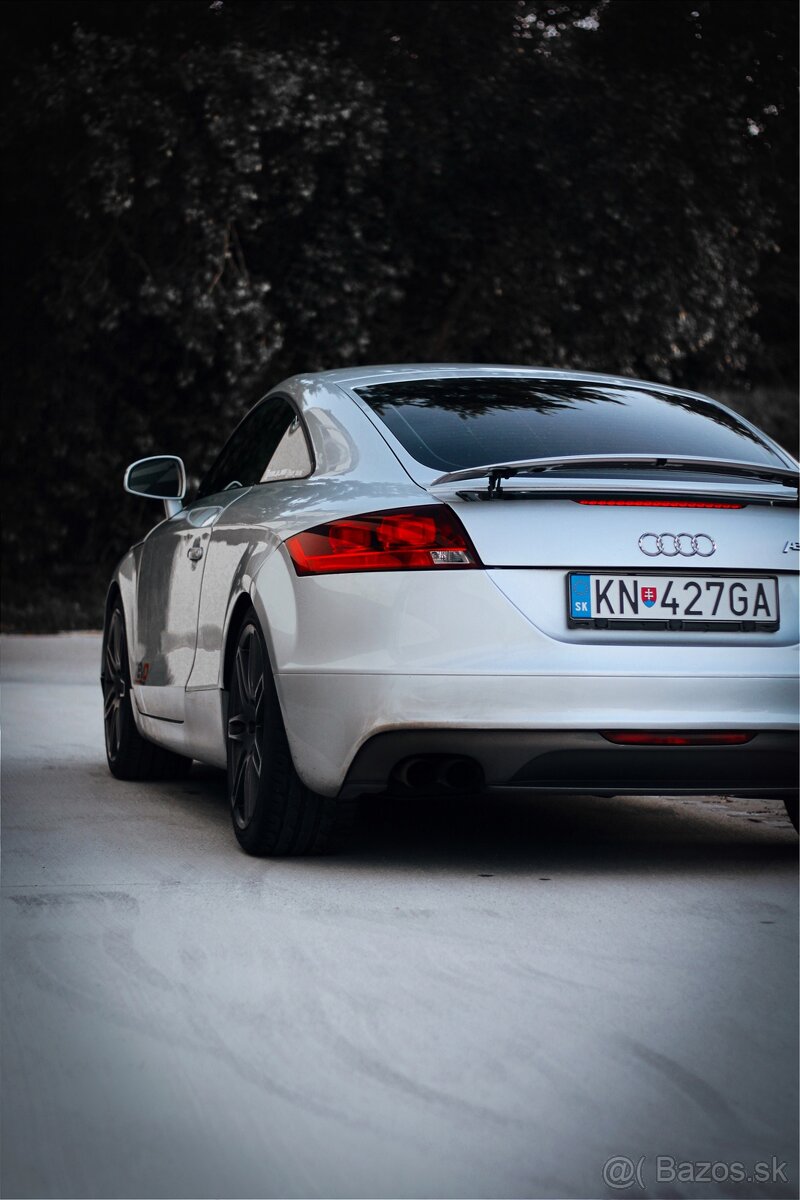 Audi TT 8J