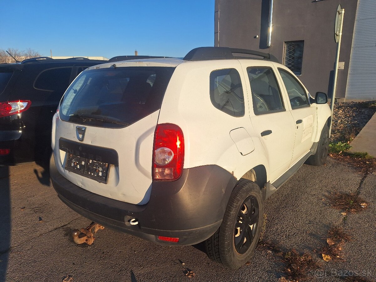 DACIA DUSTER 1,6 BENZÍN ROK 2011
