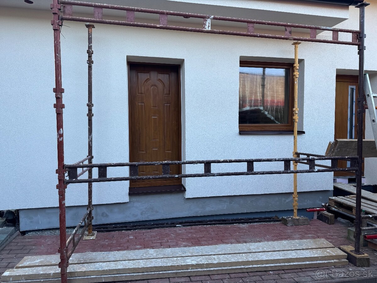 Haki lesenie