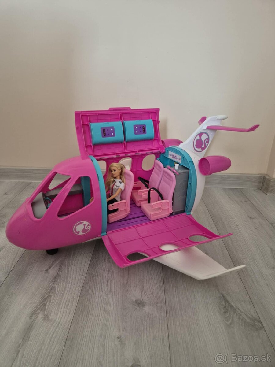 Barbie lietadlo
