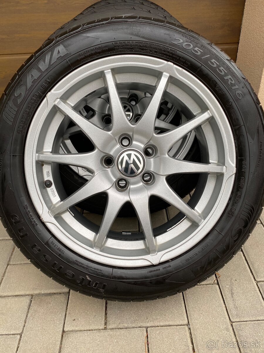 5/100. R16 letné pneu.