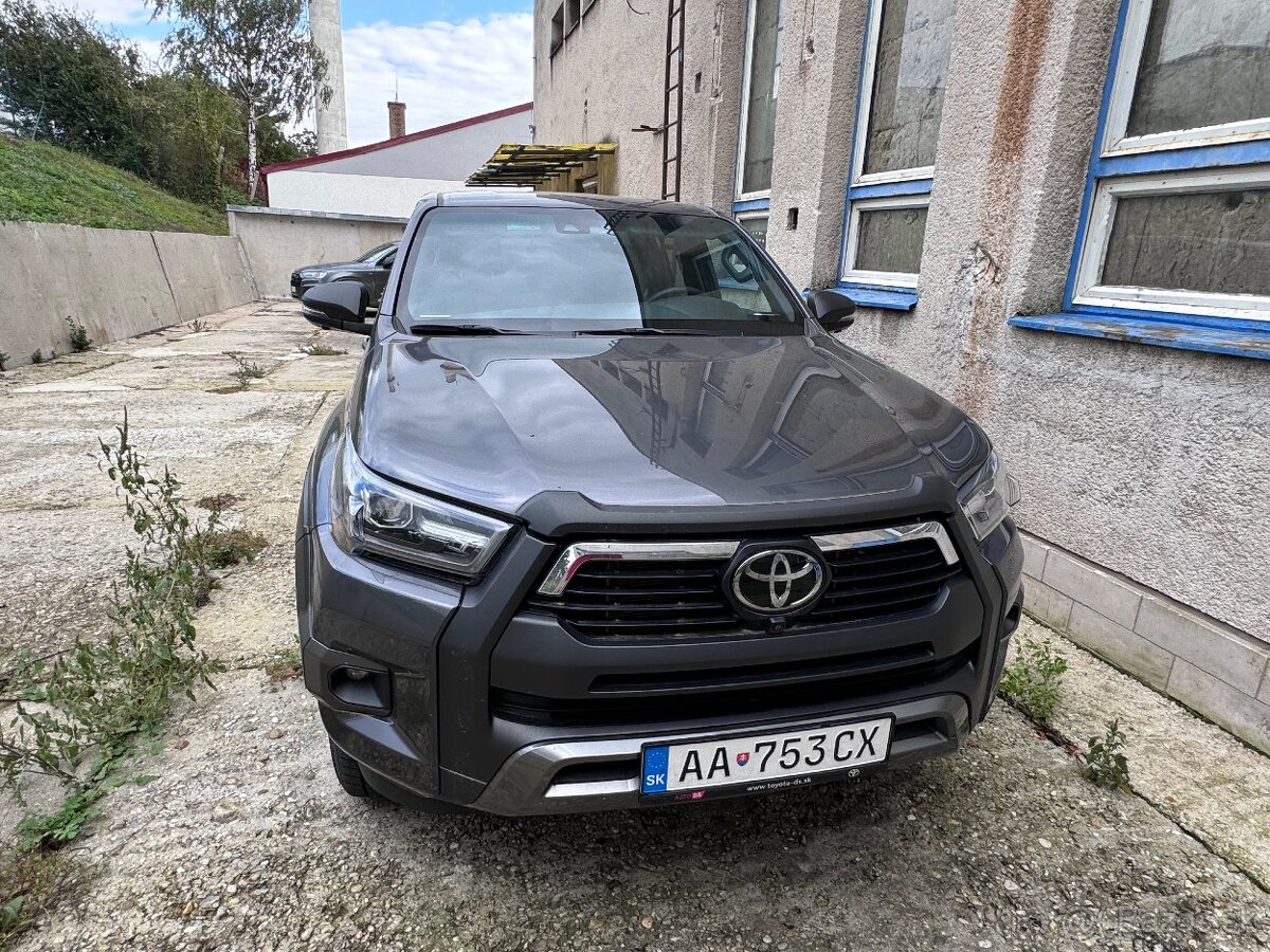 TOYOTA HILLUX 2.8 D