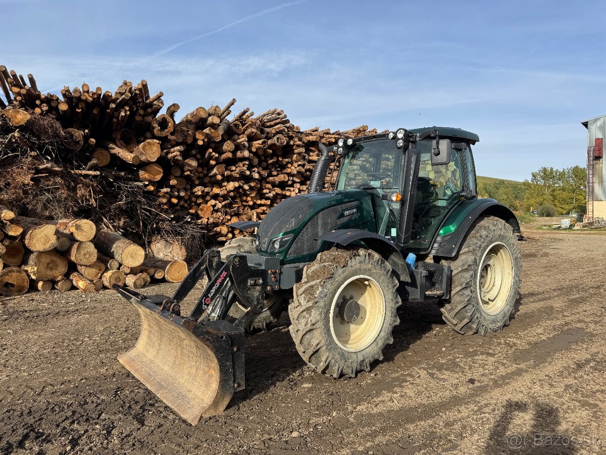 Predam traktor valtra n104h5