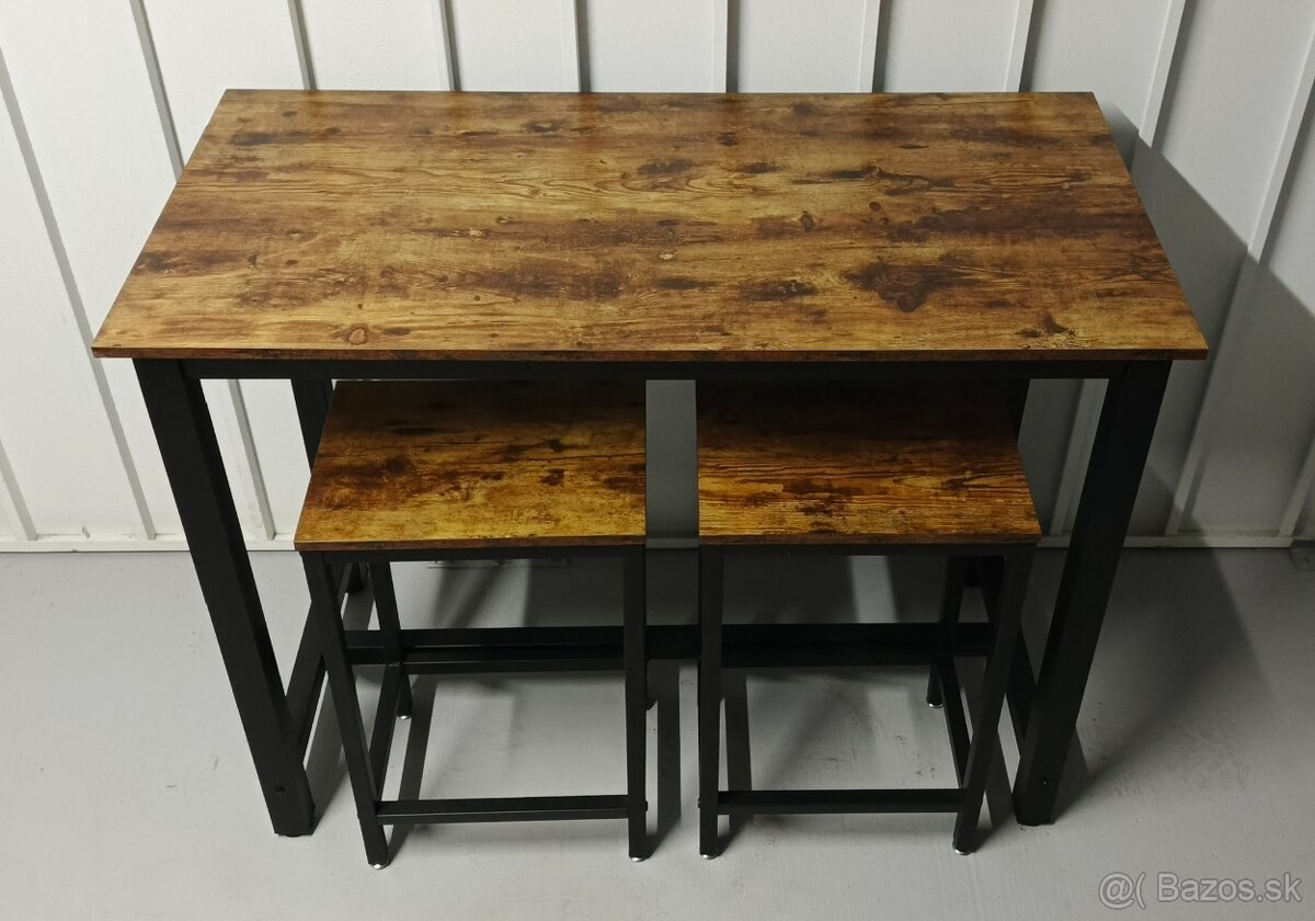 Barový stôl a dve stoličky