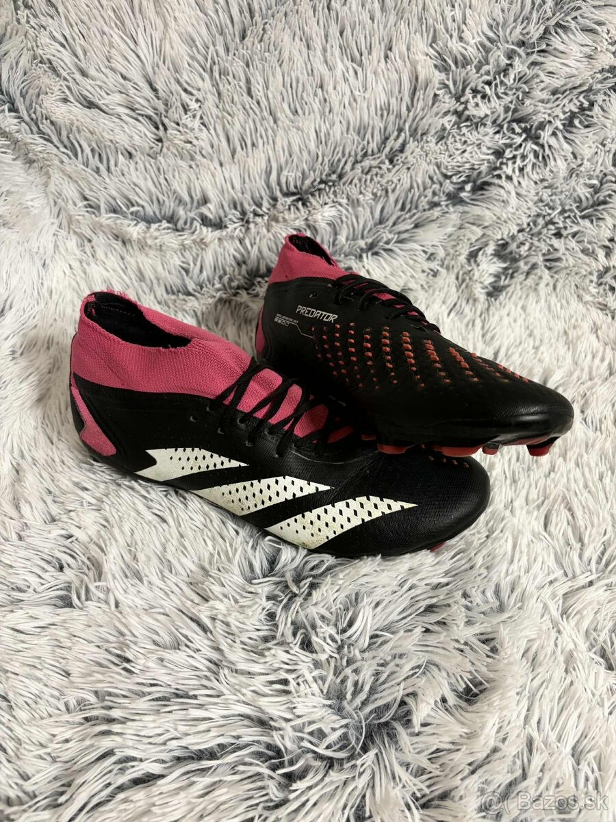 Kopačky adidas Predator Accuracy 2 trieda