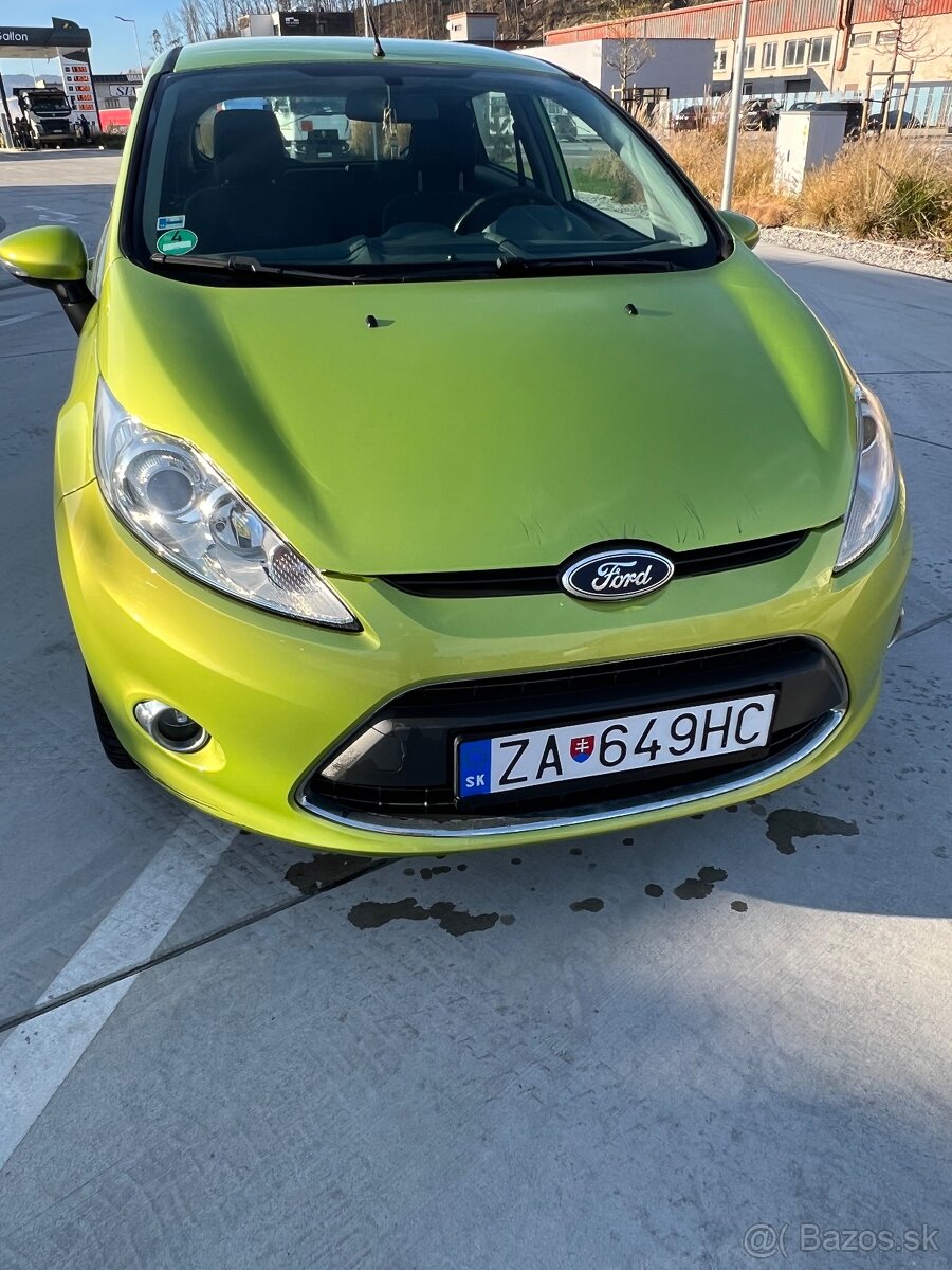 Ford Fiesta Titanium 1.4i 16 V