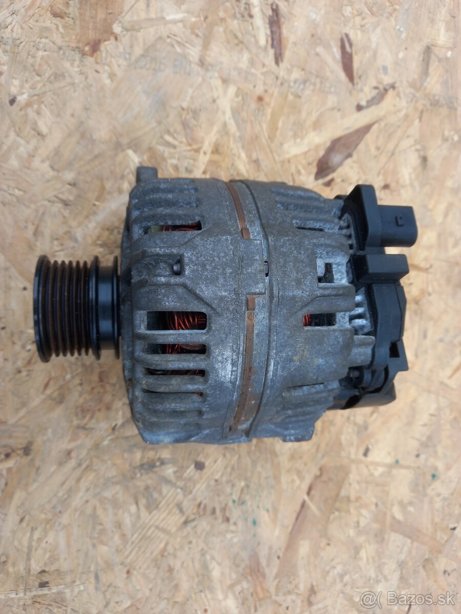 VW Group Alternátor 90A