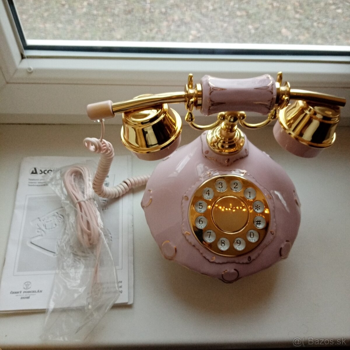 telefón ružový porcelán Chodov Lenka