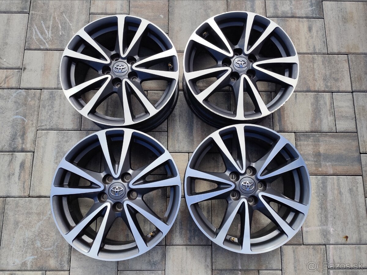 5x114,3 r17 hliníkové disky Toyota a TPMS snimače tlaku