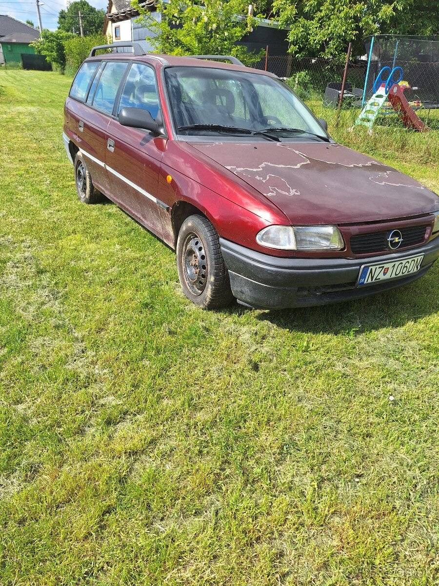 Opel astra