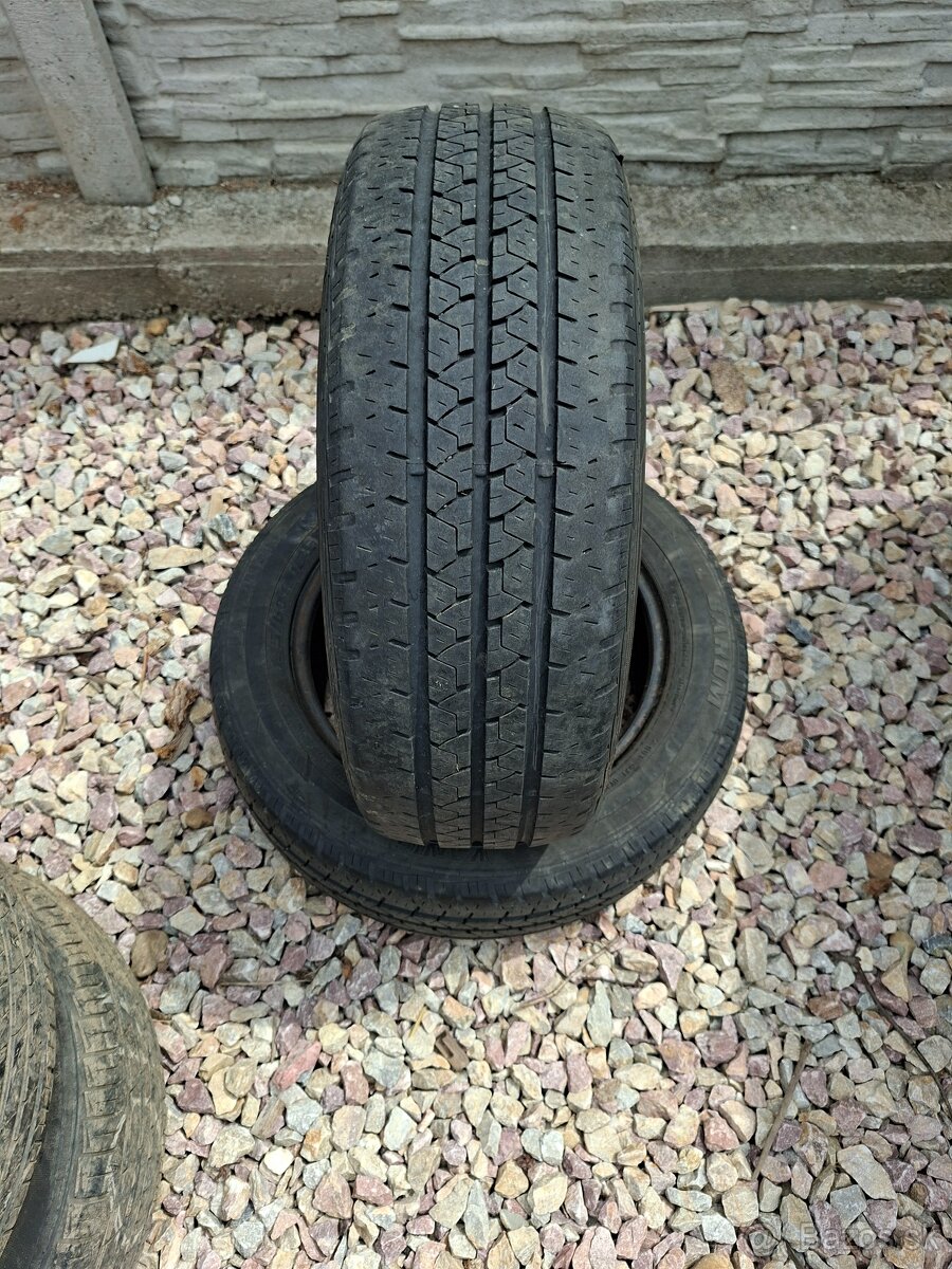 Letné pneumatiky 2ks Barum 195/60 R16C