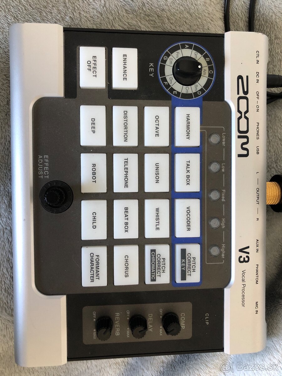 Zoom V3 vocal processor efekt na spev