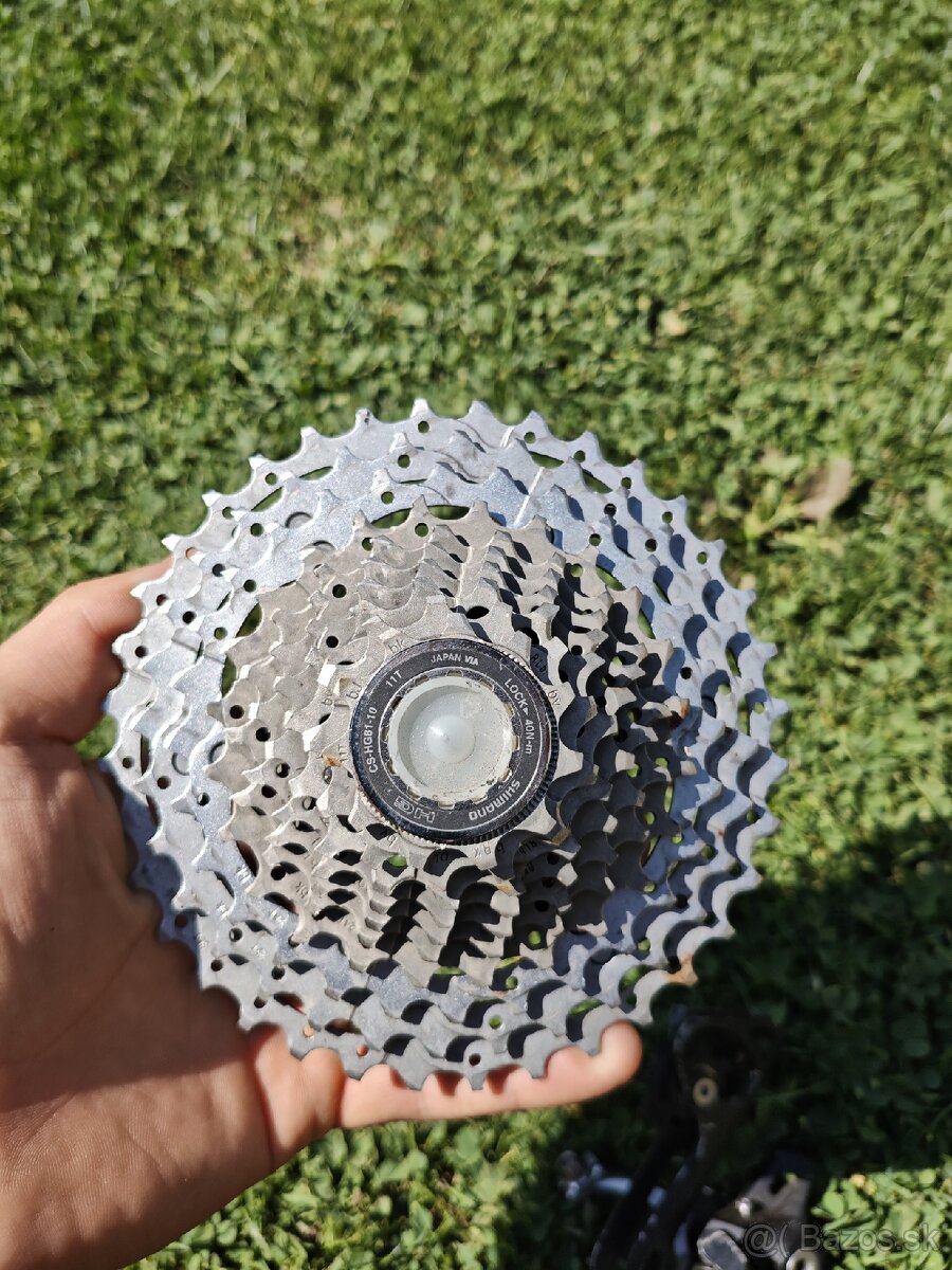 Kazeta Shimano cs hg81-10 11T a prehadzovac Shimano xt