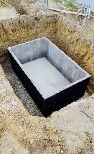 Betónová nádrž 10 m³ – vodotesná, možnosť dopravy po SR