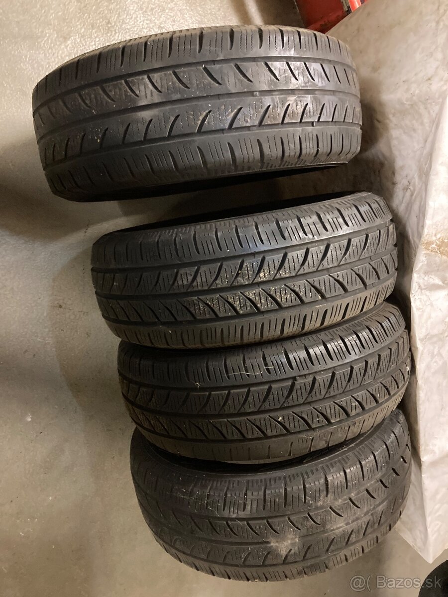 235/65 R16c