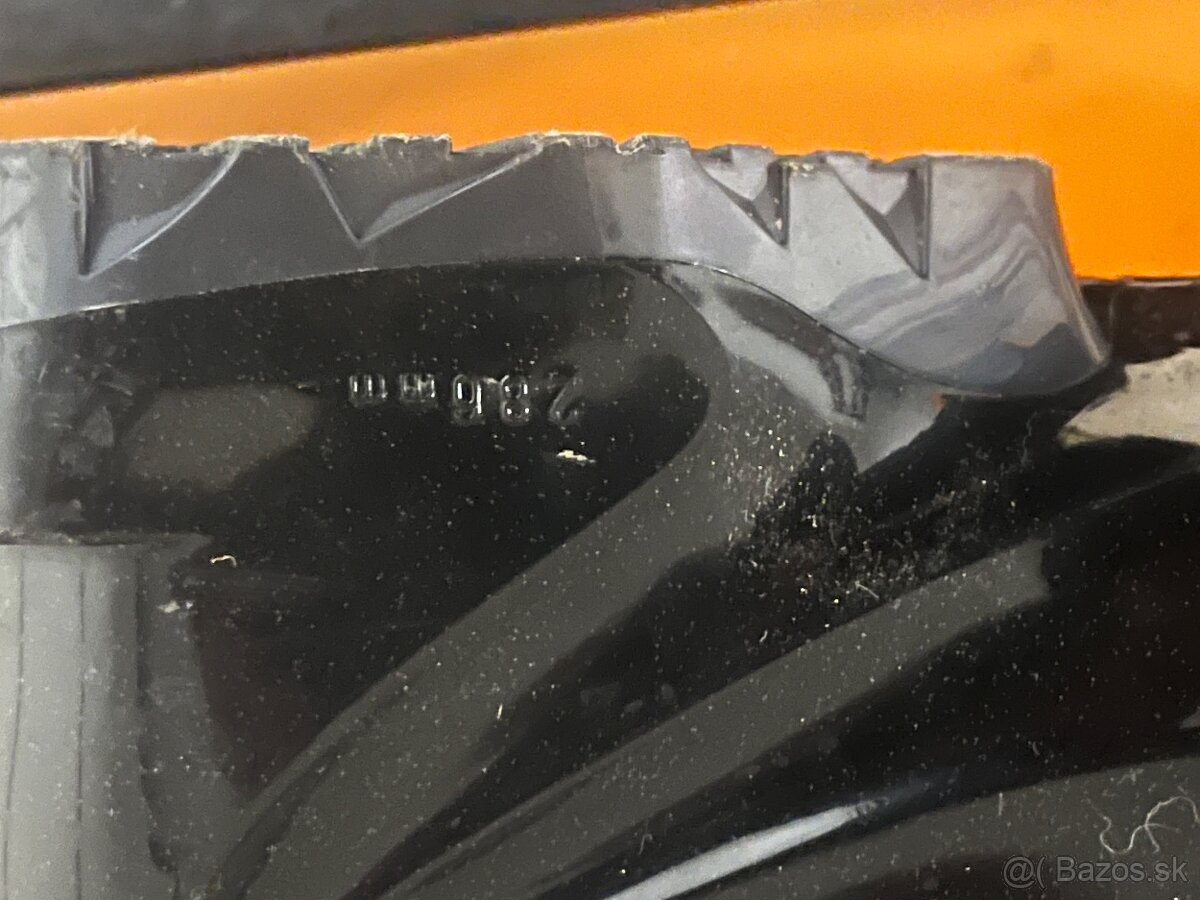 Dámske lyžiarky Atomic