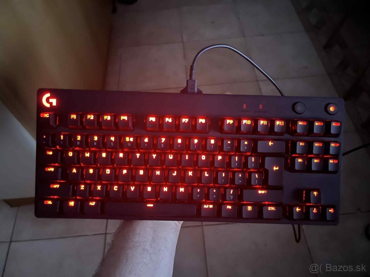 Klavecnica Logitech G PRO (mechanicka)