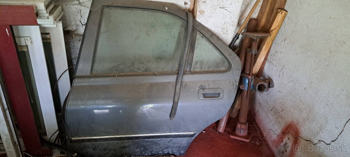 Peugeot 406 dvere