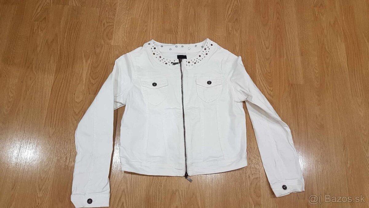 Biela rifľová bunda v. 42