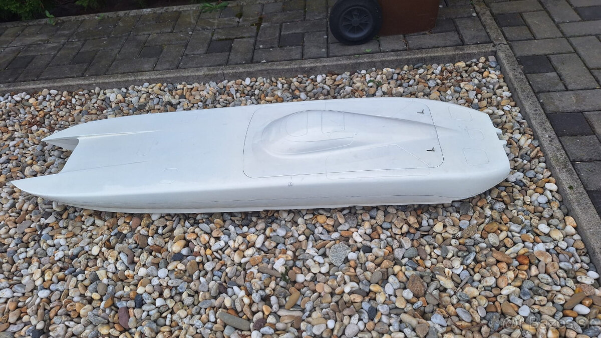 skelet - RC loď - Catamaran (1380 mm)