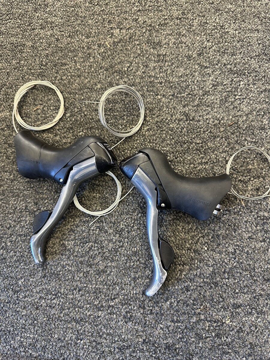 Dual control Shimano st 5600