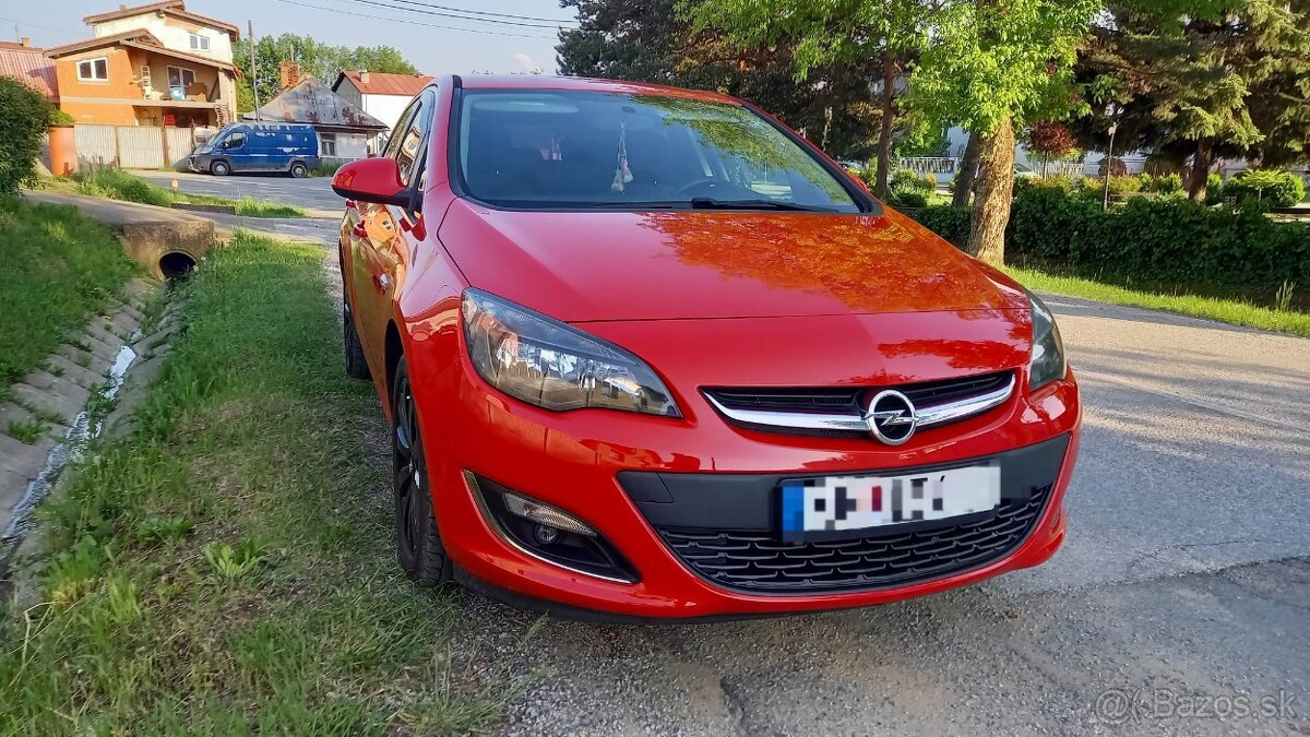 Opel Astra J
