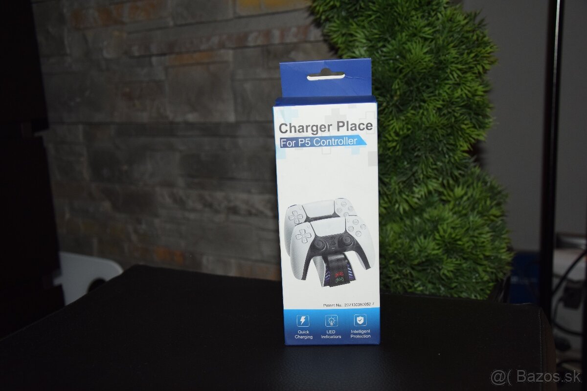 PlayStation 5 DualSense Charging Station