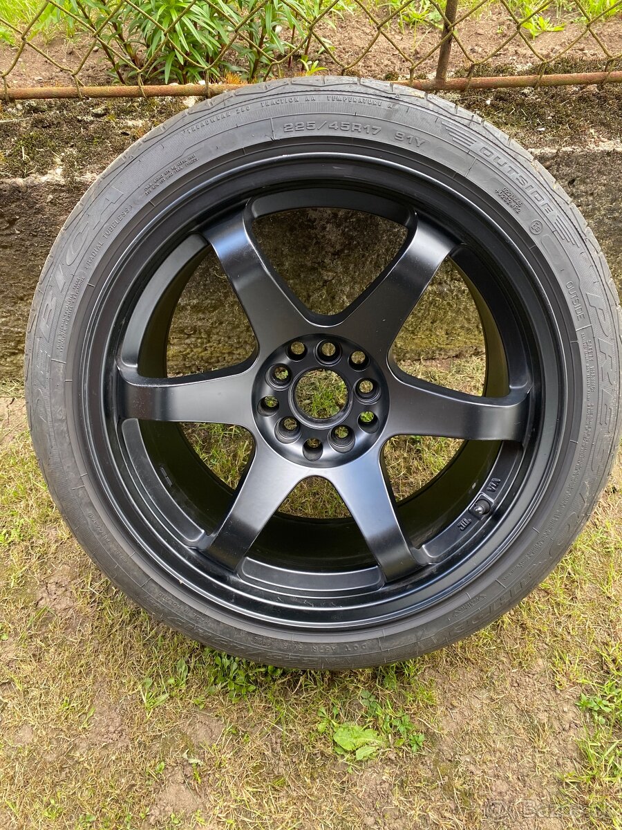 Jp JR 3 disky R17
