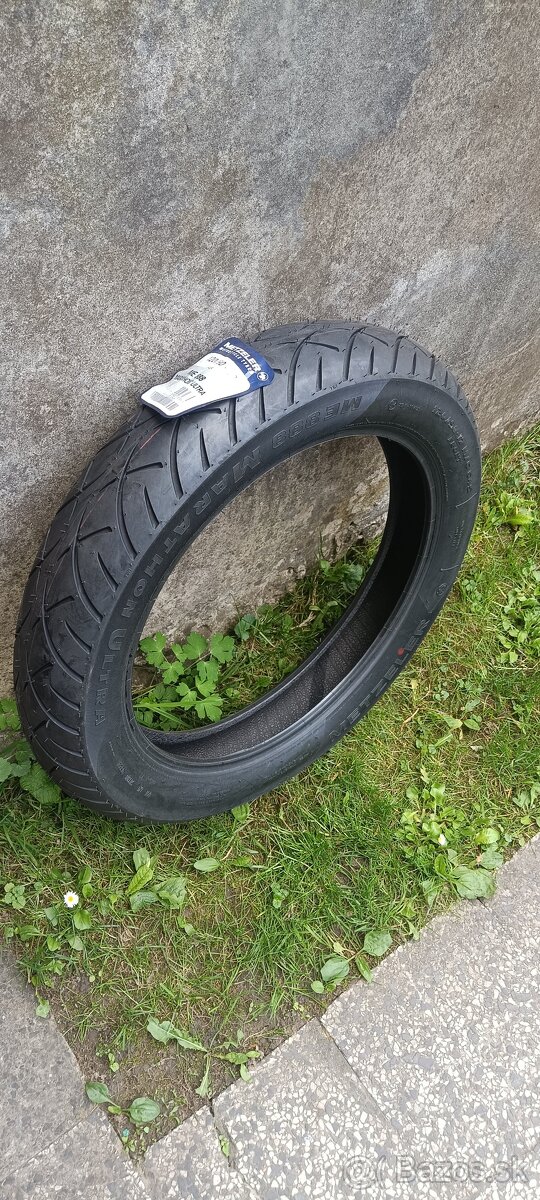 Predná pneumatika na motorku