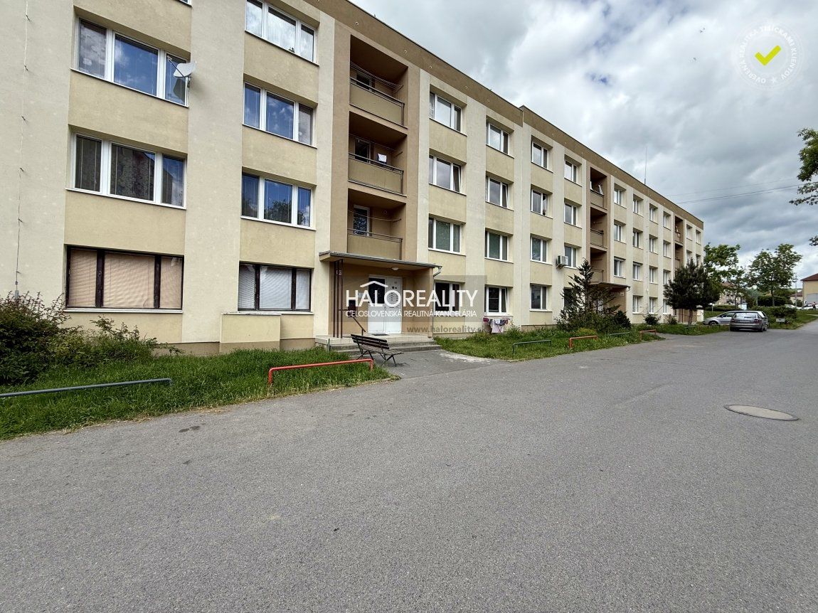 HALO reality - Predaj, jednoizbový byt Poltár, Sklárska - E