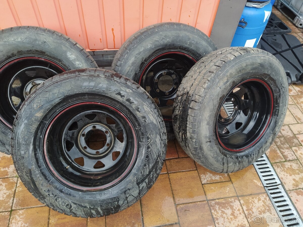 6x139,7 245/70 R16 ET -40