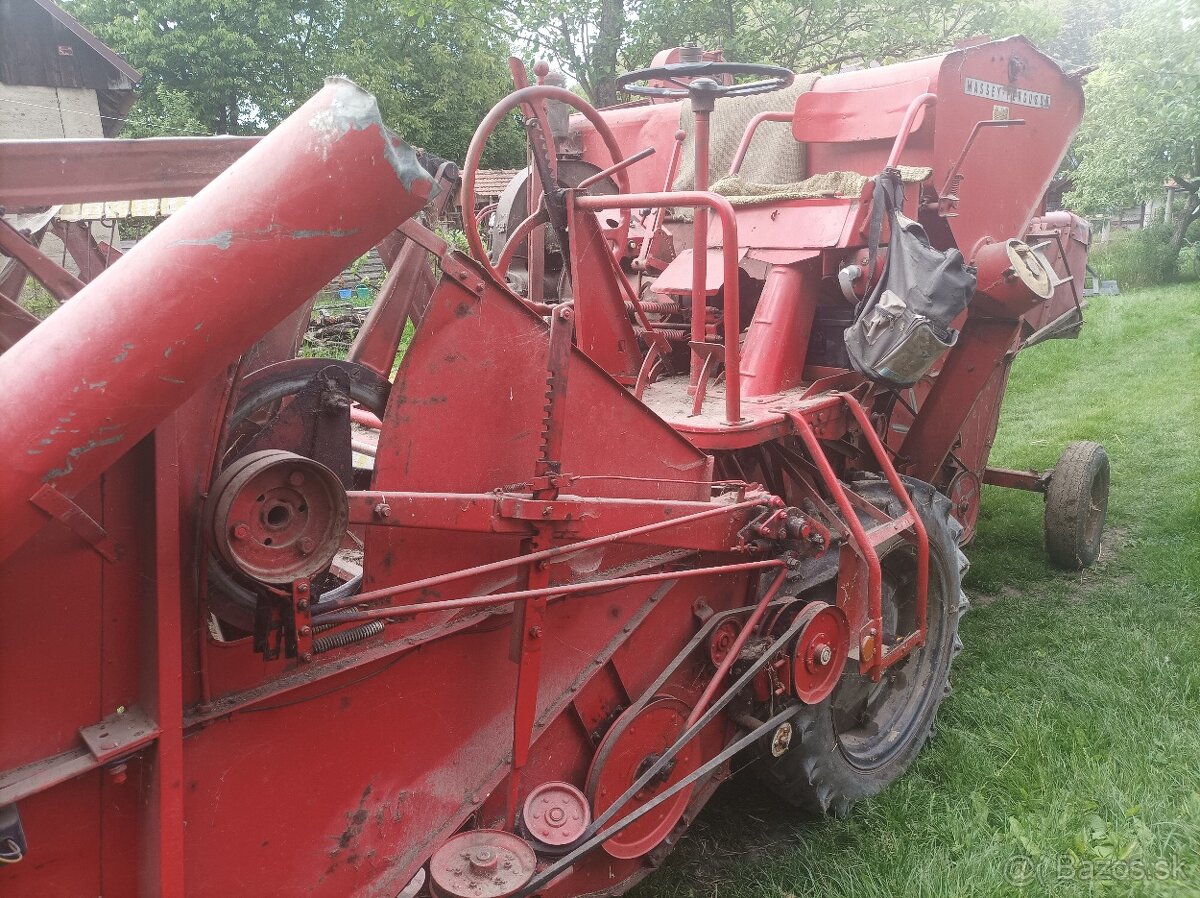 Predám kombajn Massey Ferguson