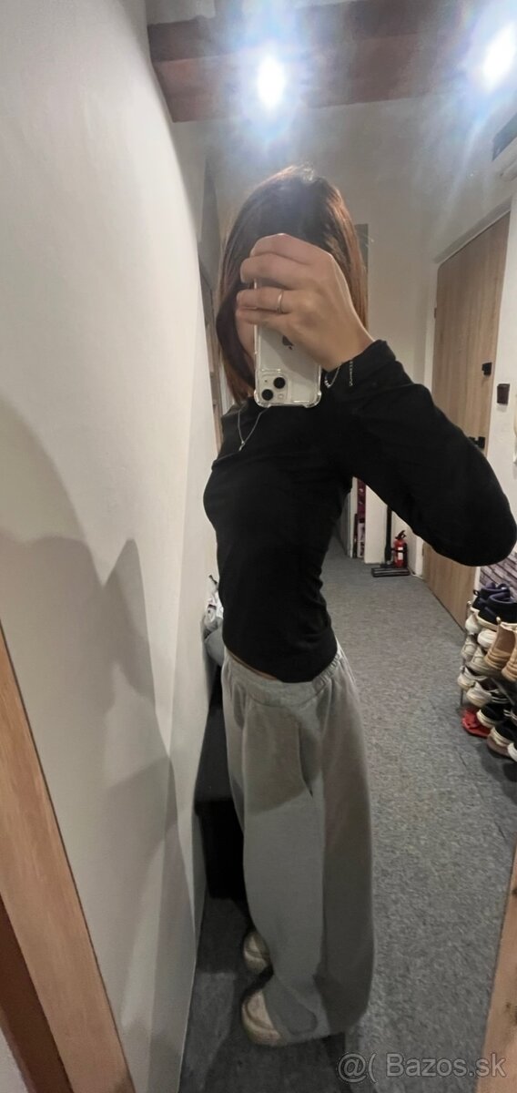 Sivé tepláky