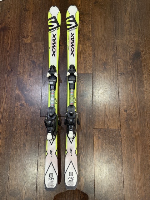 Juniorské lyže SALAMON 140 cm