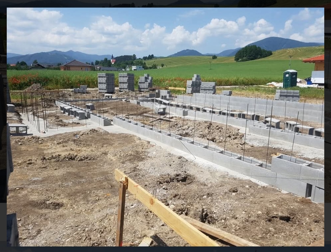 Práca na stavbe Slovensko / stavebný pracovník
