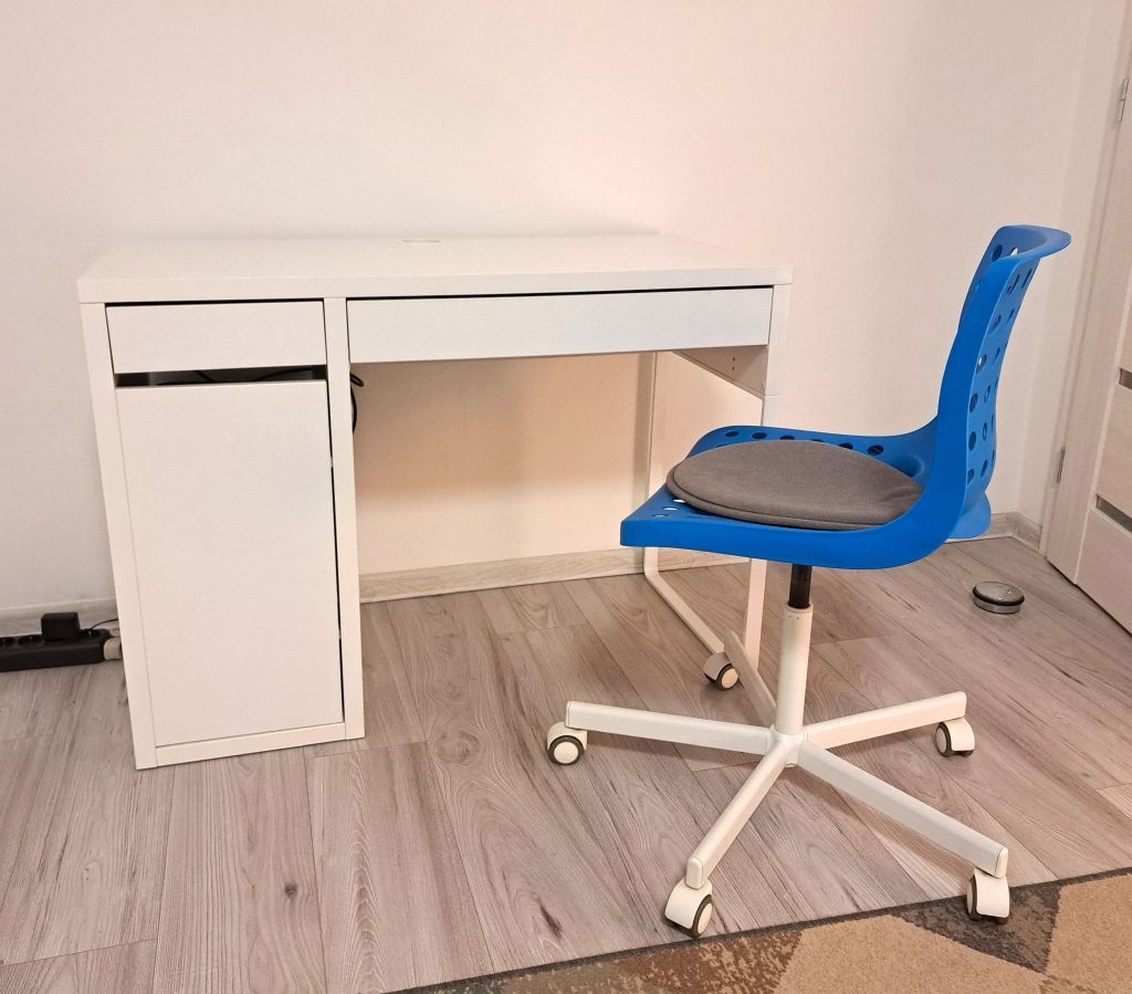 Predám prac. stolík spolu prac. stoličkou