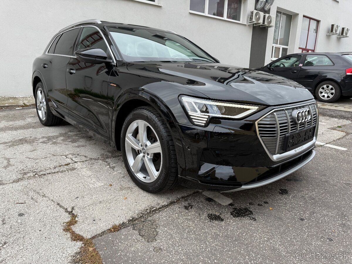 Audi e-tron 55 S-LINE 300 kW iba 42tis km Matrix, Pano