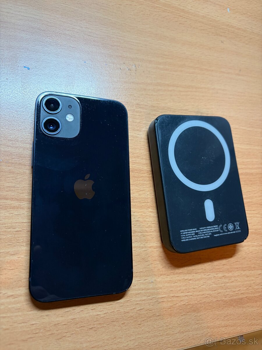 Predám iPhone 12 mini 128 gb + powerbank 10000 mah