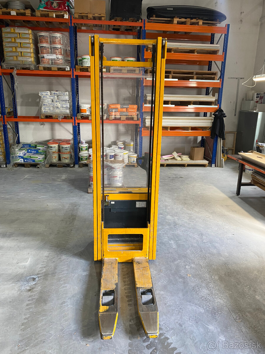 Predám elektrický VZV Junghainrich ručne vedený 1 600 kg