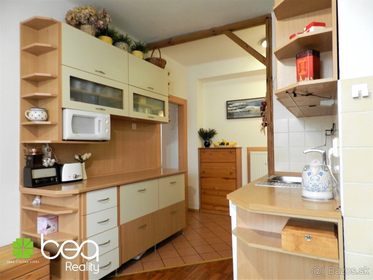 NA PRENÁJOM: 3-izb. zrenovovaný a zariadený byt, Levoča