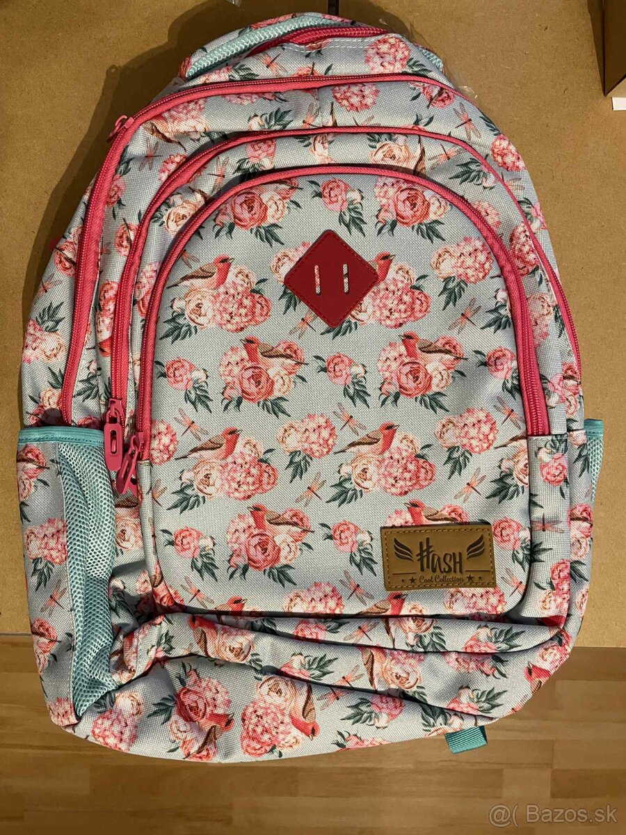 Nový školský batoh Hash