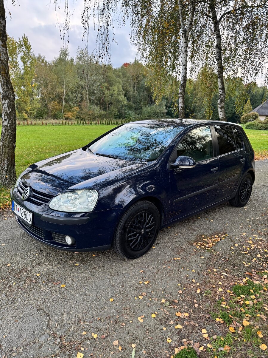 Volkswagen Golf 5 1.4 benzín