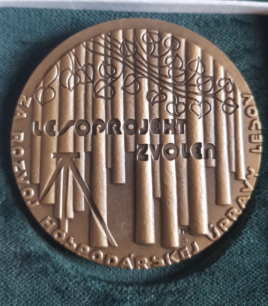 Medaila Lesoprojekt Zvolen (Poldaufová)