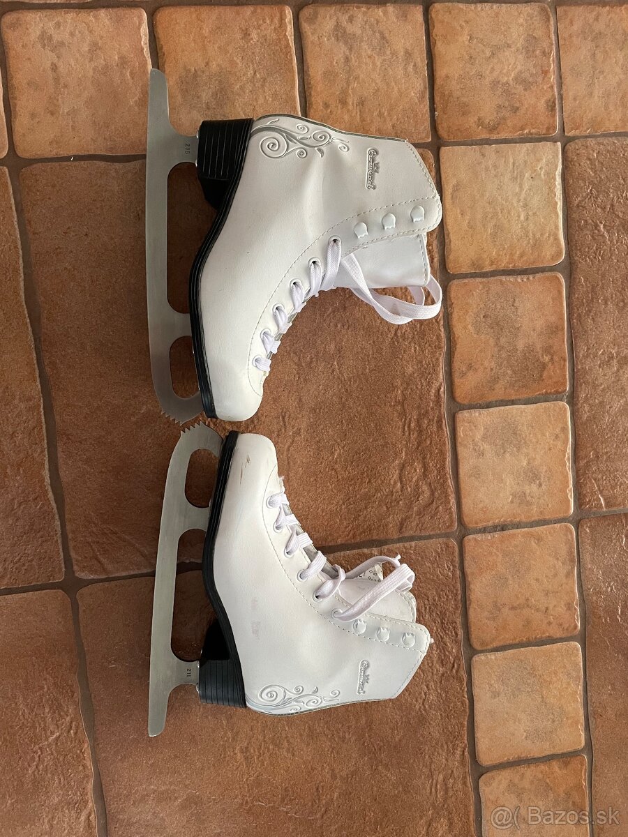 Biele zateplene korcule