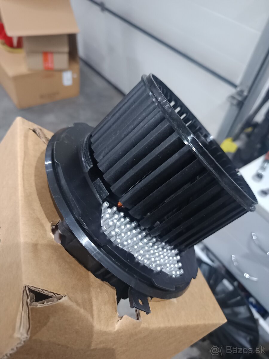 Ventilátor kúrenia vnútorný Octavia 2