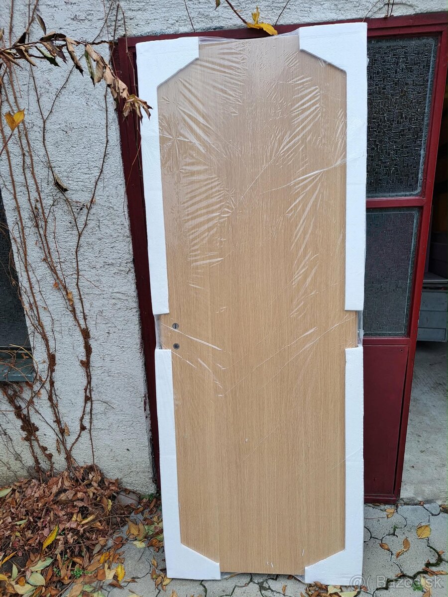 Predám dvere 70 tky pravé