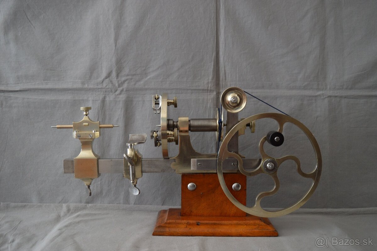 Hodinársky sústruh