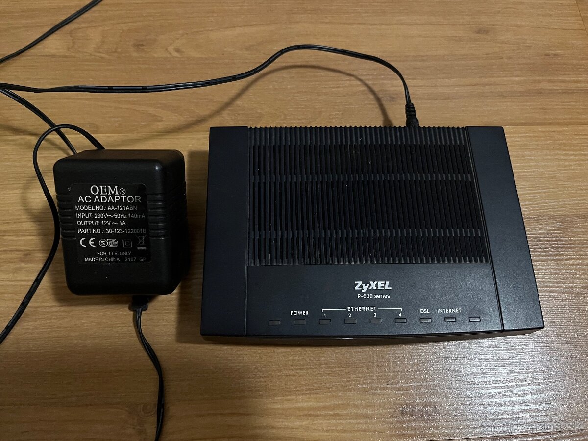 Router / modem zyxel P-600 series