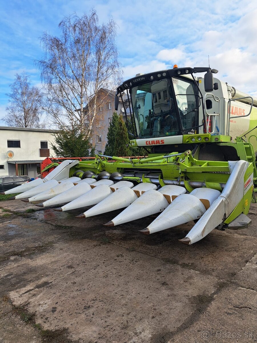 Predám kukuričný adaptér claas conspead